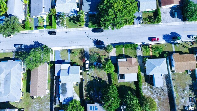 Building Photo - 1115 S M St