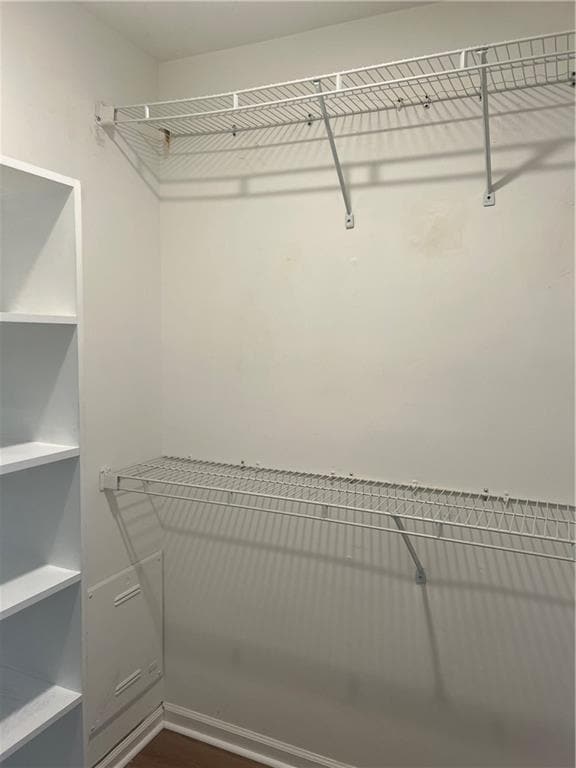 Building Photo - 5455 Woodrun Ln