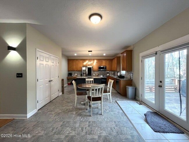 Building Photo - 26 Randolph St