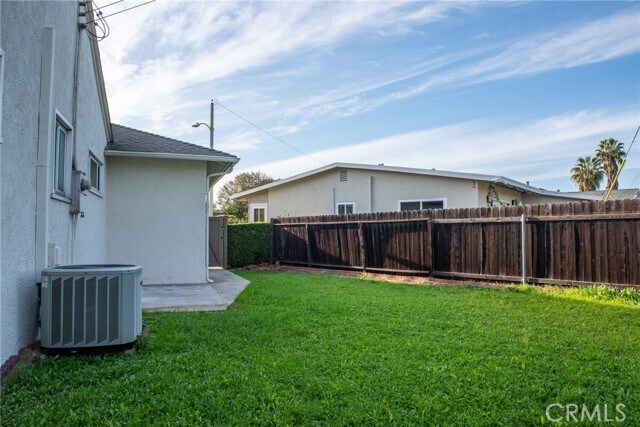 Building Photo - 1600 Trumbower Ave