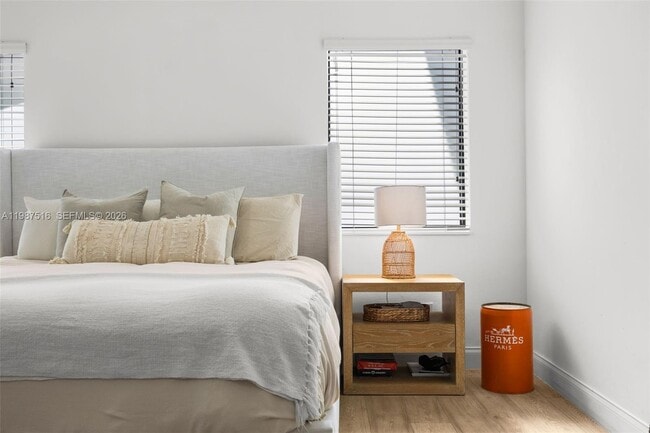 Building Photo - 14615 SW 77th Ct