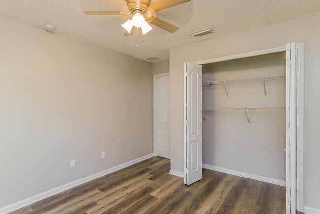 Building Photo - 1662 Sugarpine Drive