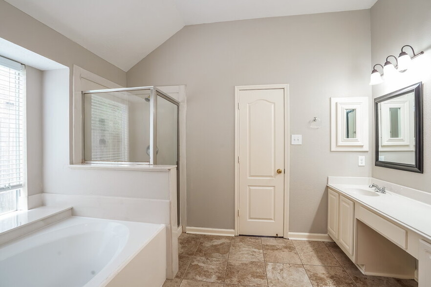 Building Photo - 3622 Sunset Meadows Dr