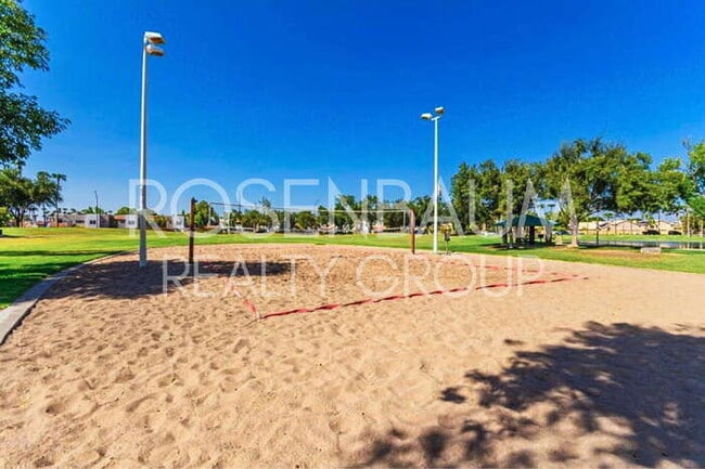 Building Photo - 1115 S Tiago Dr