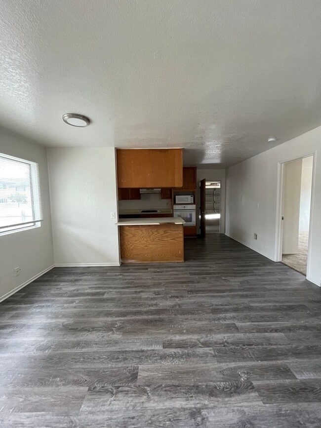 Building Photo - 6527 Sabado Tarde Rd