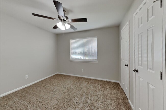 Building Photo - 3514 Bramble Fern Pl