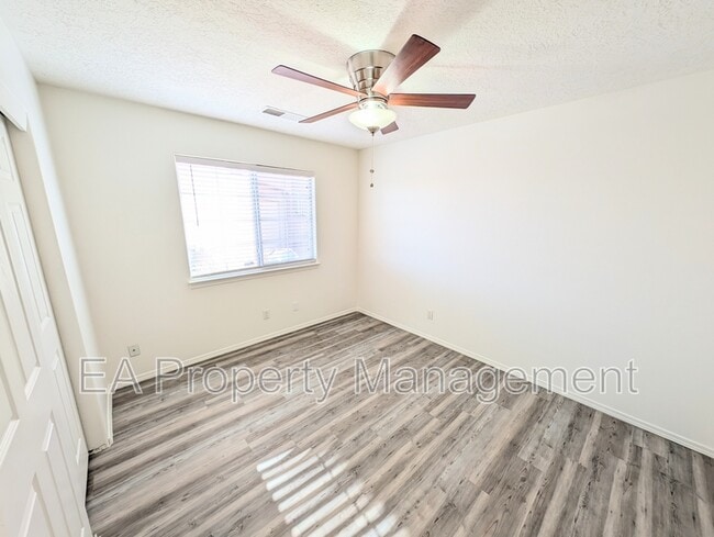 Building Photo - 363 Pinon Creek Rd SE