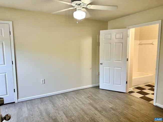 Building Photo - 725 Denali Way