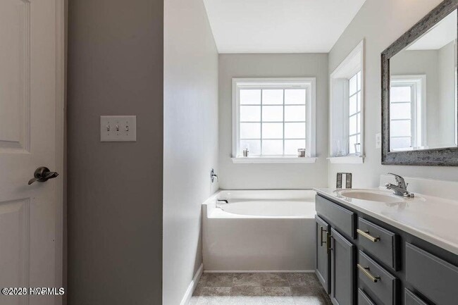 Building Photo - 108 Maidstone Dr