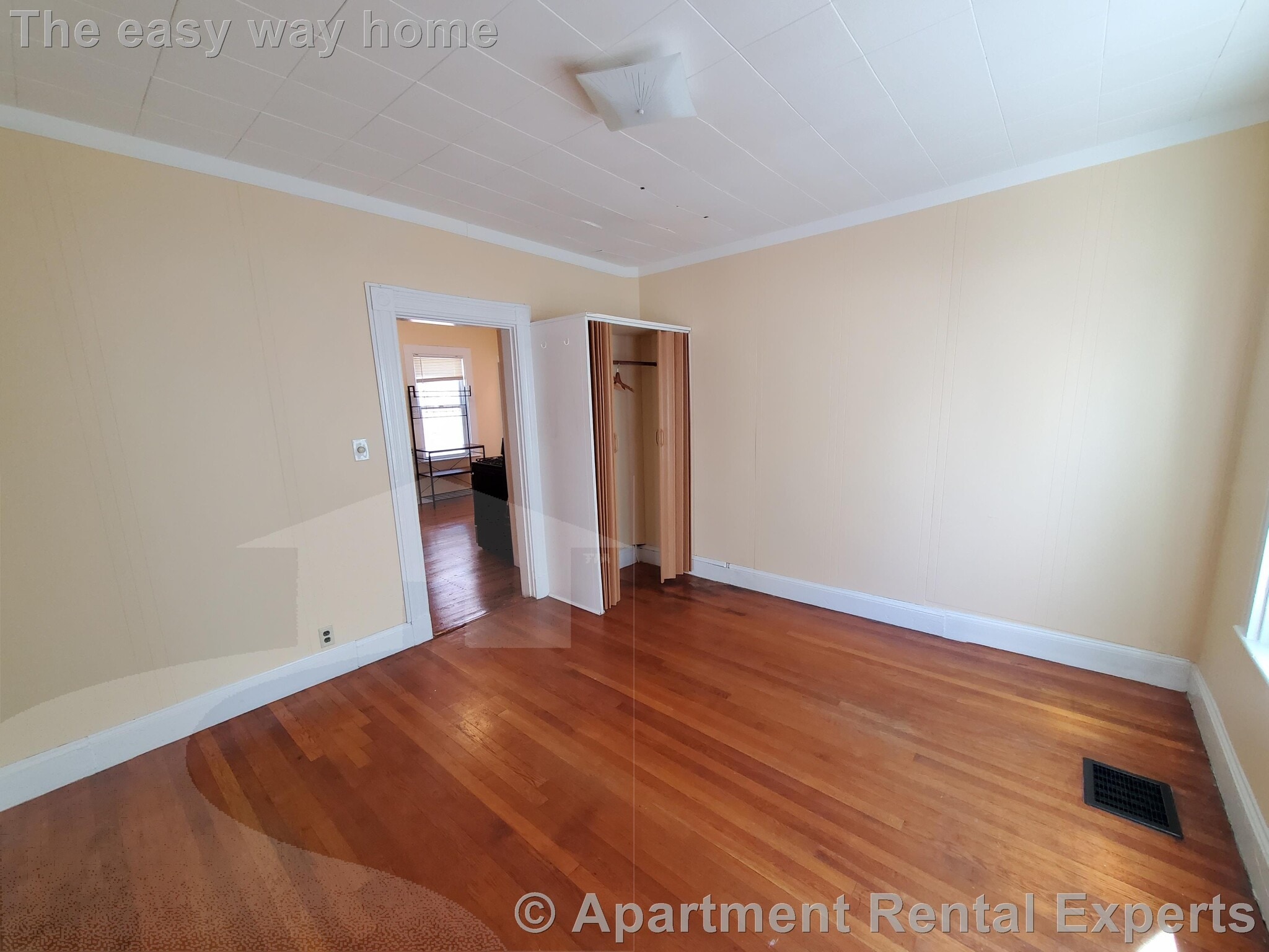 Building Photo - 32 Claremon St