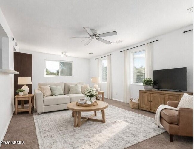 Building Photo - 1341 W Shannon St