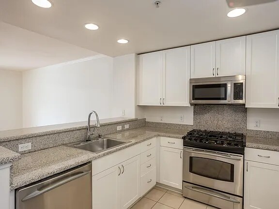 Building Photo - 3901 Lick Mill Blvd