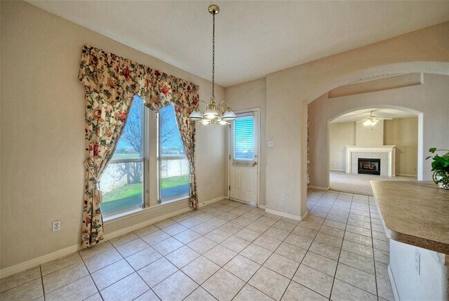 Building Photo - 601 Indian Run Dr