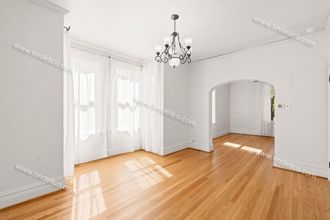 Building Photo - University Park Farmhouse with Yard, Deck ...