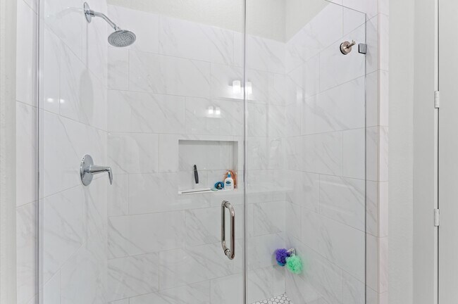 Building Photo - 9638 Birchwood Holw Trl