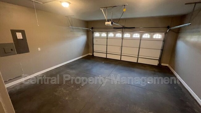 Building Photo - 436 Shoreline Blvd