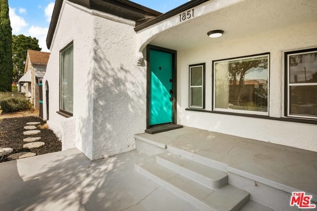 Building Photo - 1851 W 81st St