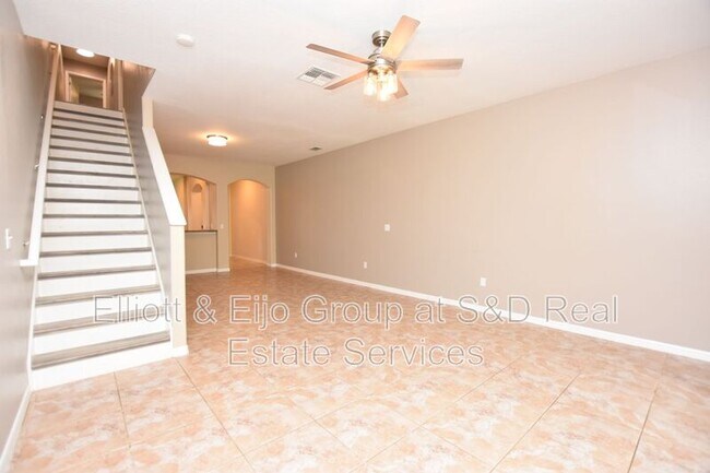 Building Photo - 4052 Mountain Chestnut Way