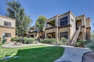 Building Photo - Furnished Condo. SCOTTSDALE SOMERSET 2 bed, 2 bath unit