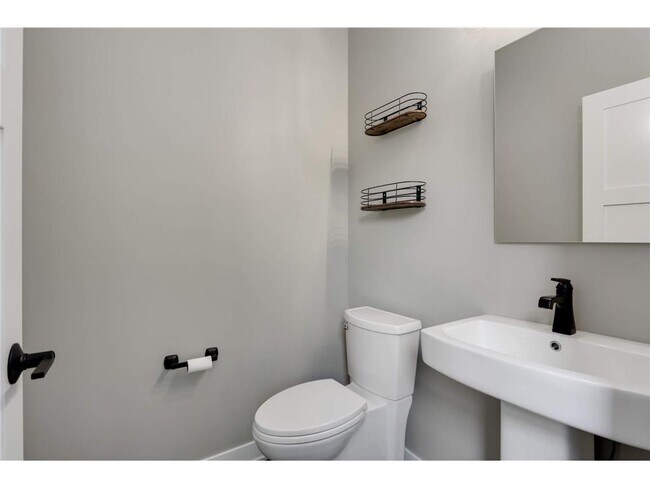 Building Photo - 15590 Duck Trail Ln