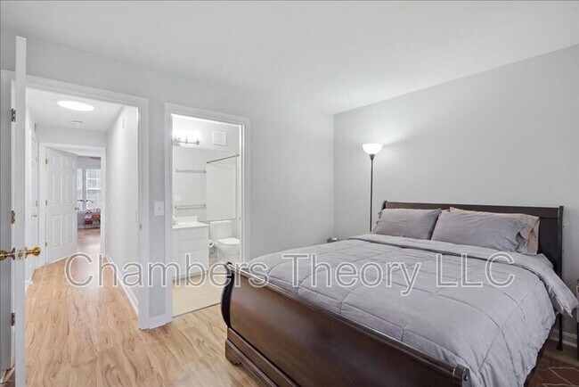 Building Photo - 12781 Fair Crest Ct