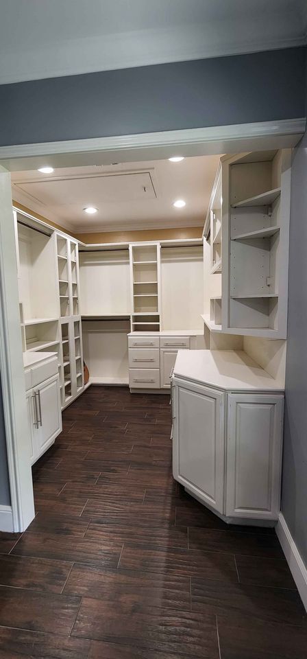 Building Photo - 105 Mable St