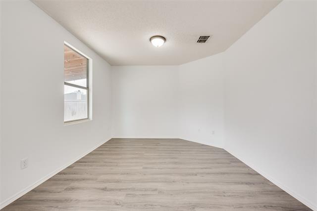 Building Photo - 1309 Cherokee Rose Ln