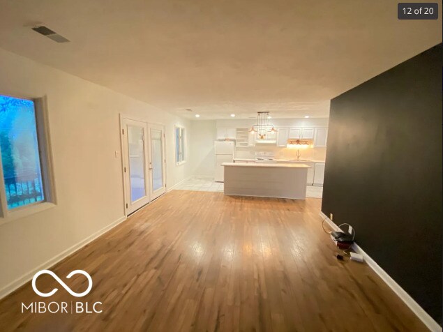 Building Photo - 1117 Canterbury Ct