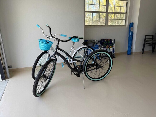 Building Photo - 110 Wellstone Dr