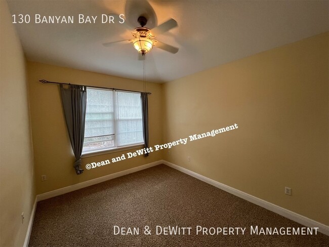 Building Photo - 130 Banyan Bay Dr S
