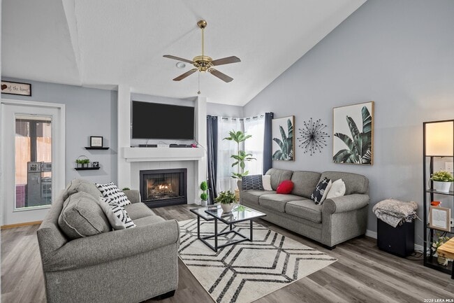 Building Photo - 9322 Charleston Ln