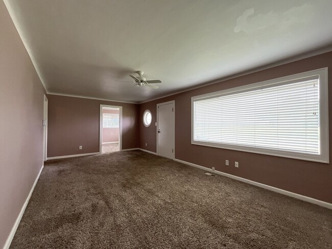 Building Photo - Comfortable Country Retreat on Verboort Road with .22-Acre Lot with Garage and Covered Parking