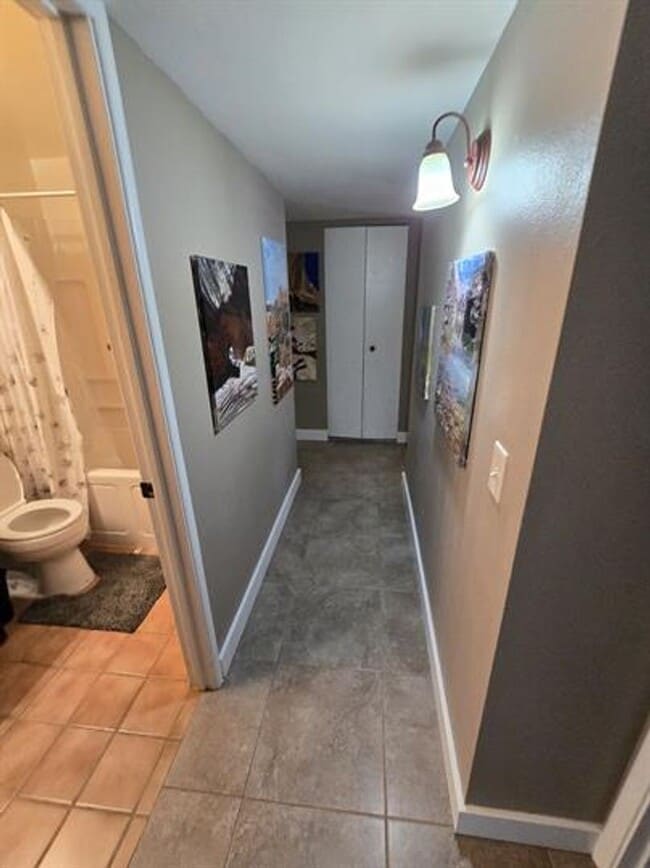 Building Photo - Beautiful Eastside Home Won't Last!!! Must See!!!