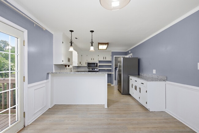 Building Photo - 2510 Bicors Dr
