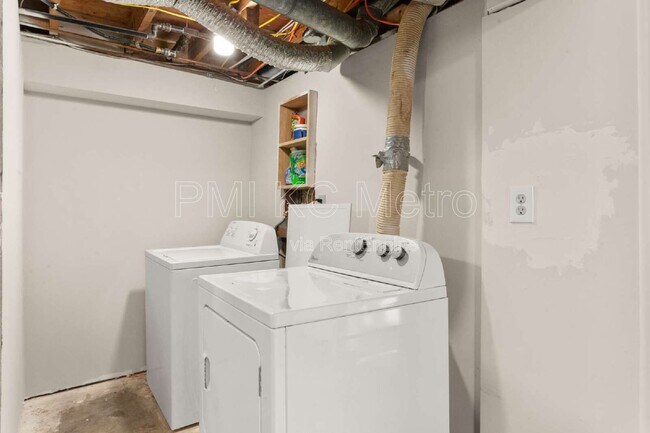 Building Photo - 71 Dockside Dr