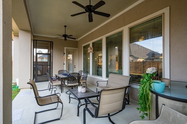 Building Photo - 10410 Southern Hawker