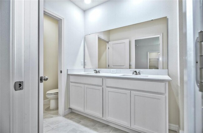 Building Photo - 3302 Pine Lily Ave