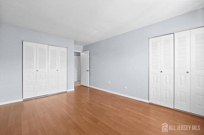 Building Photo - 19 Covington Ct