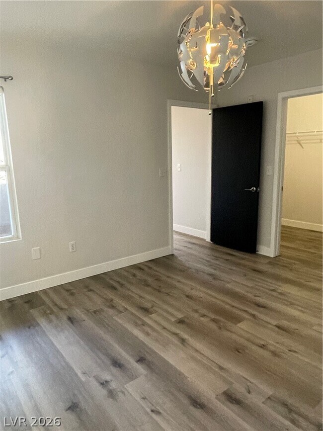 Building Photo - 7255 W Sunset Rd