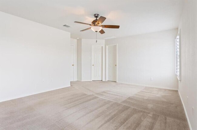 Building Photo - 97 Verde Ranch Loop