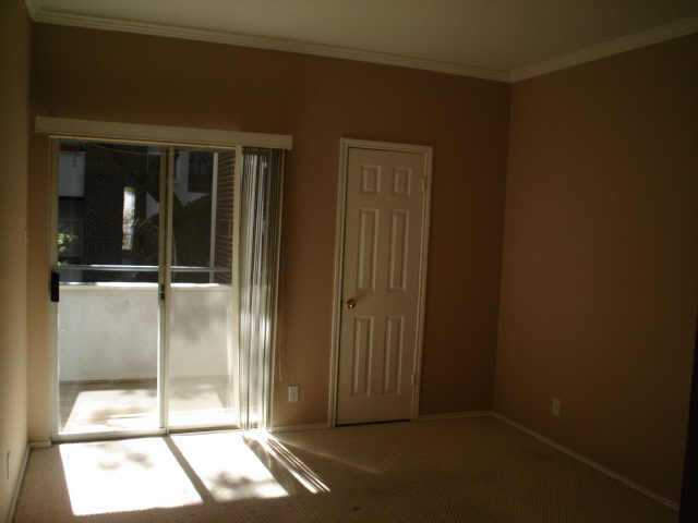 Building Photo - 700 S 1st St