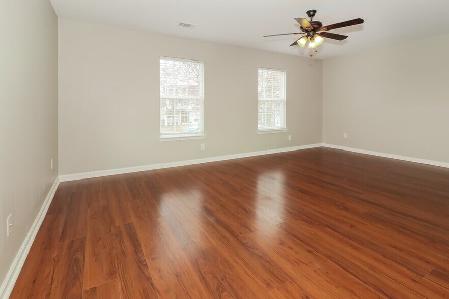 Building Photo - 3060 Whittier Way