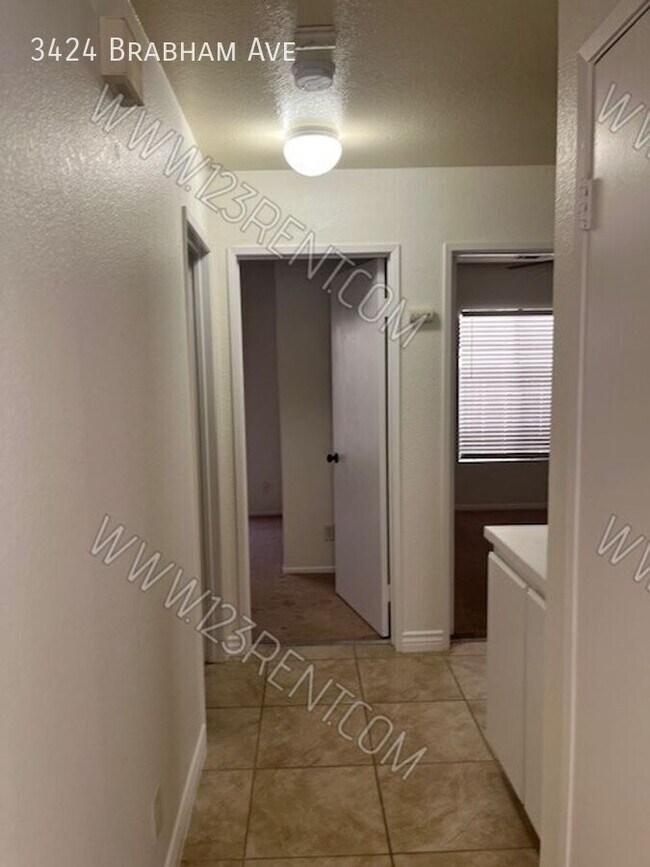 Building Photo - 3424 Brabham Ave