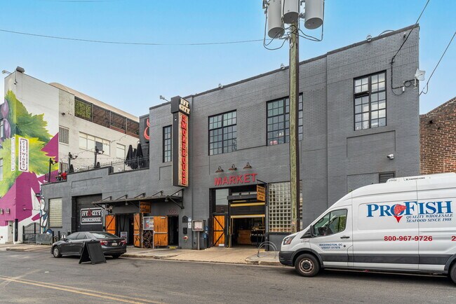 Ivy City Smokehouse nearby! - 602 14th Pl NE