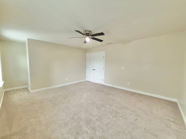 Building Photo - 2013 Ernesto Ln