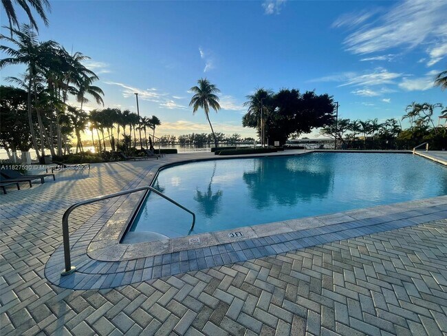 Building Photo - 2451 Brickell Ave