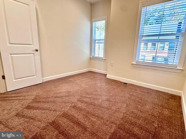 Building Photo - 3822 Rainier Dr