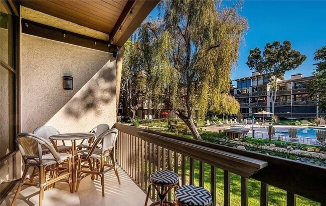 Building Photo - 1 Bedroom/1 bath