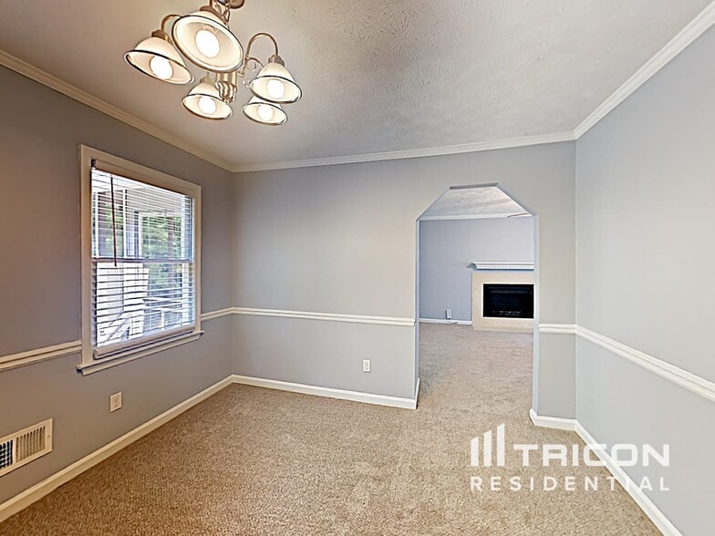 Building Photo - 563 Freemans Walk