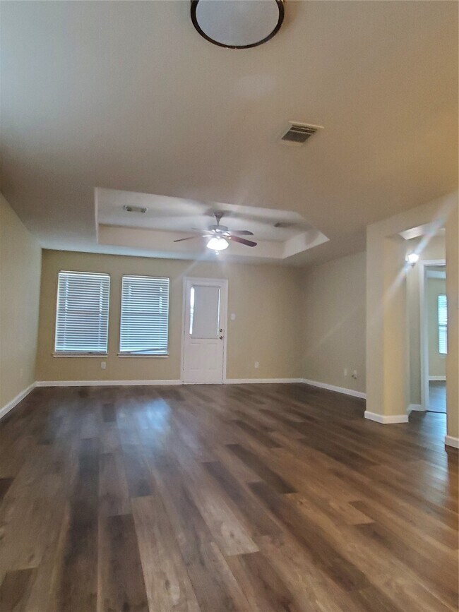 Building Photo - 9342 Canady Park Ln